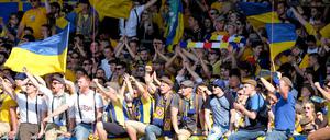 Eine Herzensangelegenheit. Die Fans von Eintracht Braunschweig träumen vom Aufstieg.