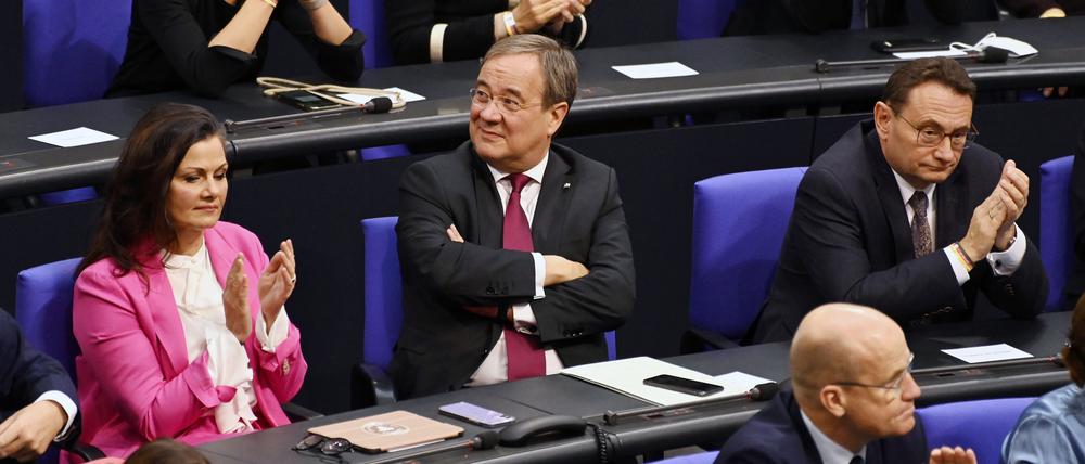 Armin Laschet in der konstituierenden Sitzung des 20. Deutschen Bundestages