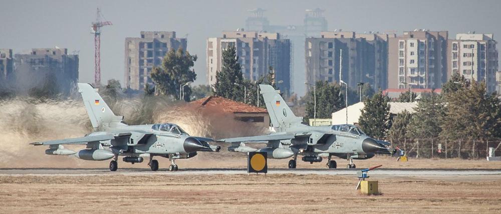 Der Stützpunkt im türkischen Incirlik wäre ersetzbar, meint SWP-Wissenschaftler Rayk Hähnlein.