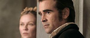 Verhuschte Blicke. Sofia Coppolas Bürgerkriegs-Drama "The Beguiled" ist einer von drei Wettbewerbsbeiträgen einer Regisseurin. Colin Farrell spielt einen Union-Corporal, der verletzt und von einer Gruppe Frauen gepflegt wird. Die Lehrerin Edwina (Kirsten Dunst) buhlt um die Gunst des Charmeurs.