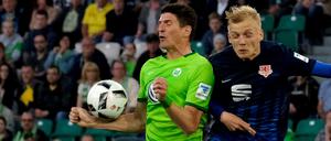 Falsches Spiel: Mario Gomez' Handspiel war die strittigste und gleichzeitig entscheidende Szene des Spiels.