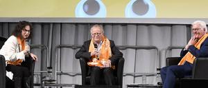 Susan Neiman, Hans Leyendecker und Frank Walter Steinmeier bei einer Veranstaltung zum Thema "Verantwortliches Handeln" in der Gegenwart auf dem 36. Deutschen Evangelischen Kirchentag. Berlin, 27.05.2017