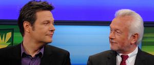 Kennen sich, schätzen sich und verhandeln jetzt in Kiel mit der CDU über eine Regierung: der Grüne Robert Habeck (l) und der FDP-Grande Wolfgang Kubicki (hier ein Foto von 2012).