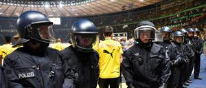 Im und ums Olympiastadion sorgte die Polizei für Sicherheit. 