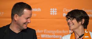 Kirchentagspräsidentin Christina Aus der Au und Berlins Kultursenator Klaus Lederer (Linke). 