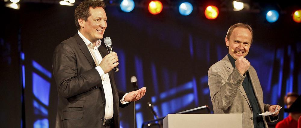 Nachtschicht mit Eckart von Hirschhausen (l.), organisiert von Pfarrer Ralf Vogel.