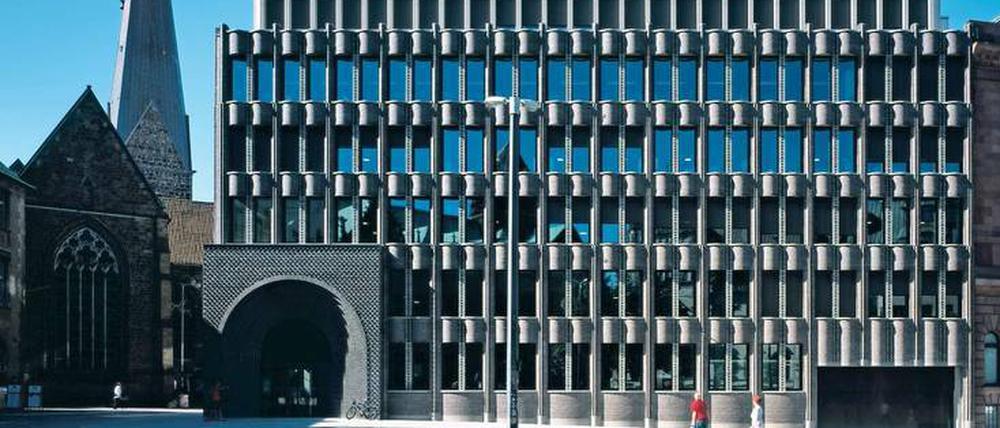 Höhleneingang. Der Neubau der Bremer Landesbank (Ausschnitt).