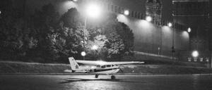 Matthias Rust landete auf der Großen Moskwa-Brücke und rollte längs der Kremlmauer aus.