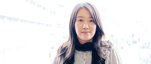 Sie erzählt bizarre Geschichten aus Japan. Die Autorin Kanae Minato, geboren 1973.