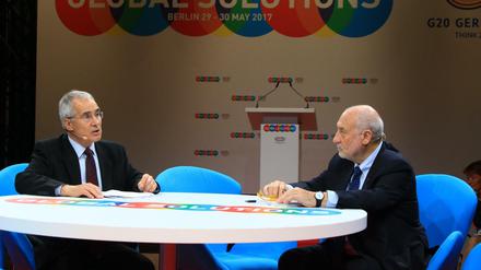 Fragen über Fragen. Die Wirtschaftswissenschaftler Nicholas Stern (links) und Joseph Stiglitz bei "Global Solutions".
