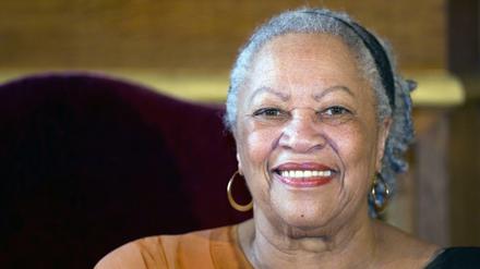 Die Nobelpreisträgerin Toni Morrison, 86, zählt zu den  bedeutendsten Schriftstellerinnen der afro-amerikanischen Literatur.