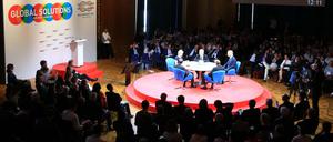 Runde zum Klimaschutz bei der Konferenz "Globals Solutions" am 29. Mai 2017 in Berlin - mit Nicholas Stern, Ludger Schuknecht, Kurt Bock, Amar Bhattacharya und Conny Czymoch.