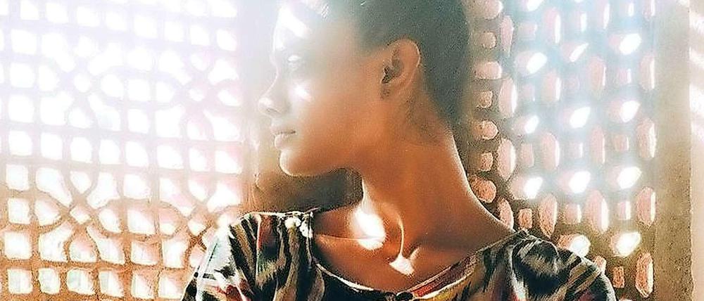 Partytauglich. Das indische Topmodel Archana Akil Kumar in Zazi Vintage 
