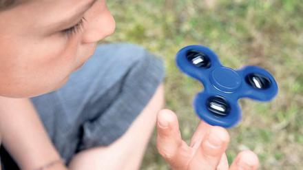 Therapie. Fidget Spinner wurden als Hilfe für Kinder mit ADHS erfunden.