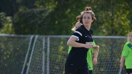Leoni Havenstein, Fußballerin in Spandau.