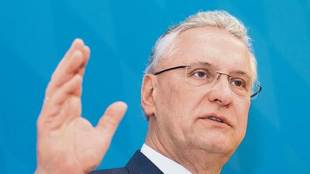 Der bayerische Innenminister Joachim Herrmann (CSU) 
