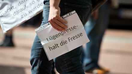 Das hätte Rudi Dutschke kaum treffender formulieren können. 