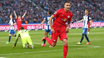 Davie Selke hat bei Hertha BSC einen Fünfjahresvertrag unterschrieben. 