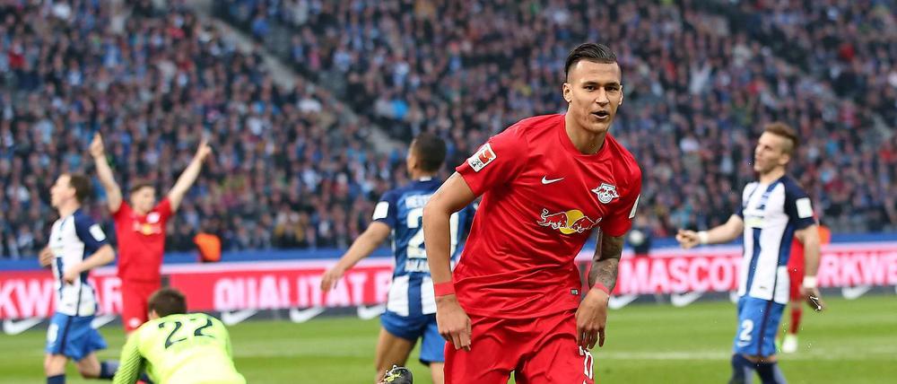 Davie Selke hat bei Hertha BSC einen Fünfjahresvertrag unterschrieben.