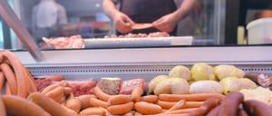 Die Bedingungen unter denen Wurst und Fleisch hergestellt werden, sind häufig schwierig.