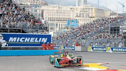 Wie die Formel 1 – nur ruhiger. Zum Rennen in Monaco kamen im Mai 20.000 Zuschauer. Am spannendsten war für viele der Wechsel der Autos, bei dem Fans die Fahrer hautnah sehen können.