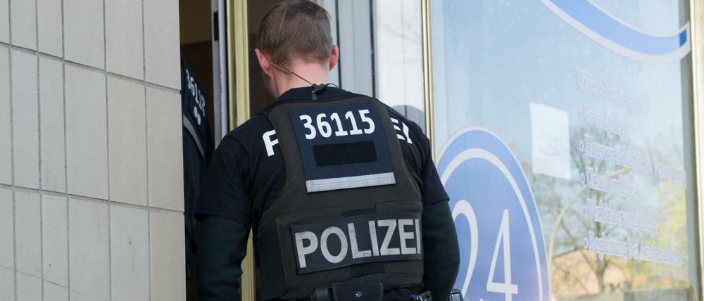 Razzia bei einer Berliner Pflegefirma
