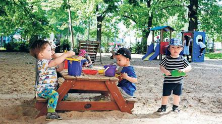 Spielerisch lernen. Auch im Sandkasten mischen sich die Sprachen.