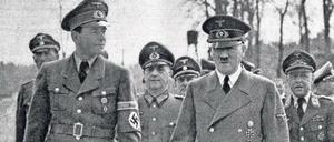 In der ersten Reihe. Speer und Hitler 1943 auf dem Titel der Zeitschrift der „Organisation Todt“. Speer nutzte das Blatt gezielt zur Propaganda in eigener Sache.