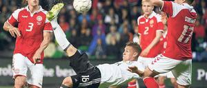Ein Gewinn auf dem Feld. Joshua Kimmich ist vielseitig, gegen Dänemark gelang ihm per Fallrückzieher das 1:1. 