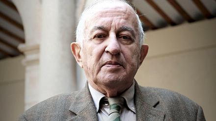 Der spanische Schriftsteller Juan Goytisolo vor der Verleihung des Miguel de Cervantes 2014 Preis an ihn.