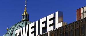 Die Installation „ZWEIFEL“ des norwegischen Künstlers Lars Ramberg aus der Endzeit des Palasts der Republik.