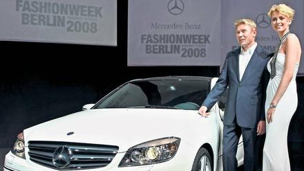 Promis wie Ex-Rennfahrer Mika Häkkinen und Model Eva Padberg gehörten bislang fest zur Fashion Week.