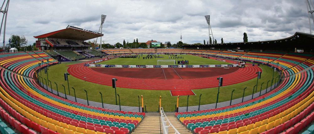 Ein paar Nummern zu groß. Im Jahn-Sportpark kommt nur selten Stimmung auf – vermutlich wird das auch bei der VSG Altglienicke in der Regionalliga so sein.