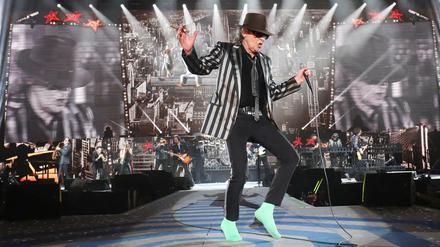 Udo Lindenberg und sein Panikorchester. Im Lindenbergschen Science-Center kann jeder mit ihm reisen, schweben oder singen.