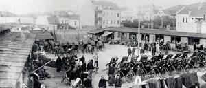 In Qingdao wurde während der Kolonialzeit von 1898 bis 1914 vom Reichsmarineamt eine Bodenwertsteuer eingesetzt.