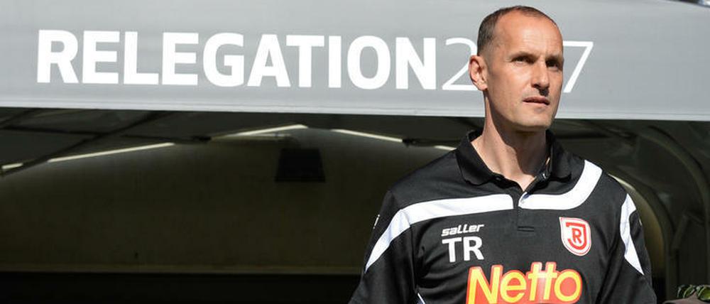 Heiko Herrlich war lange Spieler in Leverkusen, jetzt kehrt er als Trainer zurück.