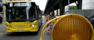 Besonders eng ist es seit Montag in Kreuzberg durch die Bauarbeiten an der U 1.