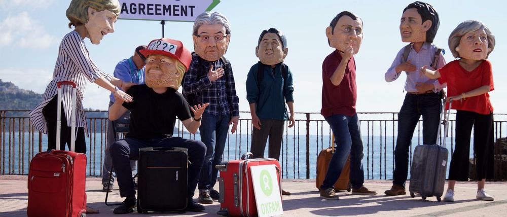 Nach dem Gipfel ist vor dem Gipfel. Die G7 - hier dargestellt von Oxfam-Aktivisten - trafen sich Ende Mai in Italien.