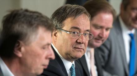  Armin Laschet (CDU) will den Koalitionsvertrag für die schwarz-gelbe Regierung in NRW am Freitag vorstellen. 