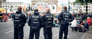 Auch die Staatsdiener bei der Polizei sind von der neuen Altersgrenze betroffen.
