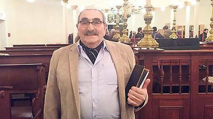 Zurück in der Familie: Alexander Ernst Berets konnte in der Maastrichter Synagoge das Buch seines von den Nationalsozialisten ermordeten Onkels entgegennehmen.