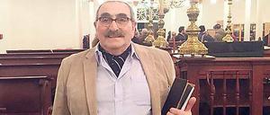 Zurück in der Familie: Alexander Ernst Berets konnte in der Maastrichter Synagoge das Buch seines von den Nationalsozialisten ermordeten Onkels entgegennehmen.