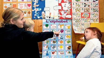 Französisch schon im Kindergarten. Im Saarland soll bis zum Jahr 2043 neben der deutschen Sprache das Idiom des Nachbarlandes als zweite Verkehrs- und Umgangssprache etabliert werden.