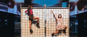 Die mexikanisch-kolumbianische Koproduktion „Mare Nostrum“ von Laura Uribe auf dem Festival Theaterformen.