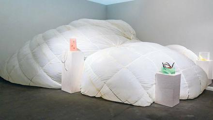 Aufgeblasen. Die südkoreanische Künstlerin Anicka Yi ist mit ihrer monumentalen Arbeit „47 Canal“ auf der Art Basel vertreten. 