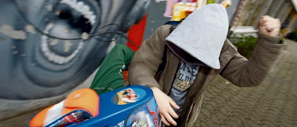 Mobbing war immer ein Problem in der Schule. Neuerdings kommt aber eine politische Dimension hinzu.