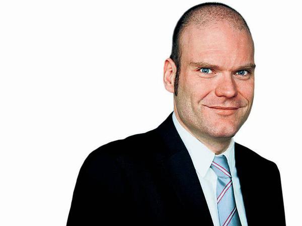 Ein Porträtbild von Jan-Martin Wiarda.