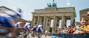 Die Zieleinfahrt des diesjährigen Velothons ist auf der Straße des 17. Juni.