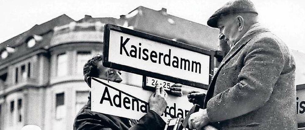 Das Ende der Kurzzeitbenennung des Kaiserdamms nach dem ersten deutschen Bundeskanzler 1968.
