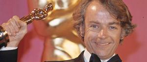 John G. Avildsen, 21.12.1935 - 16.6.2017, hier bei der Oscar-Verleihung 1977.   